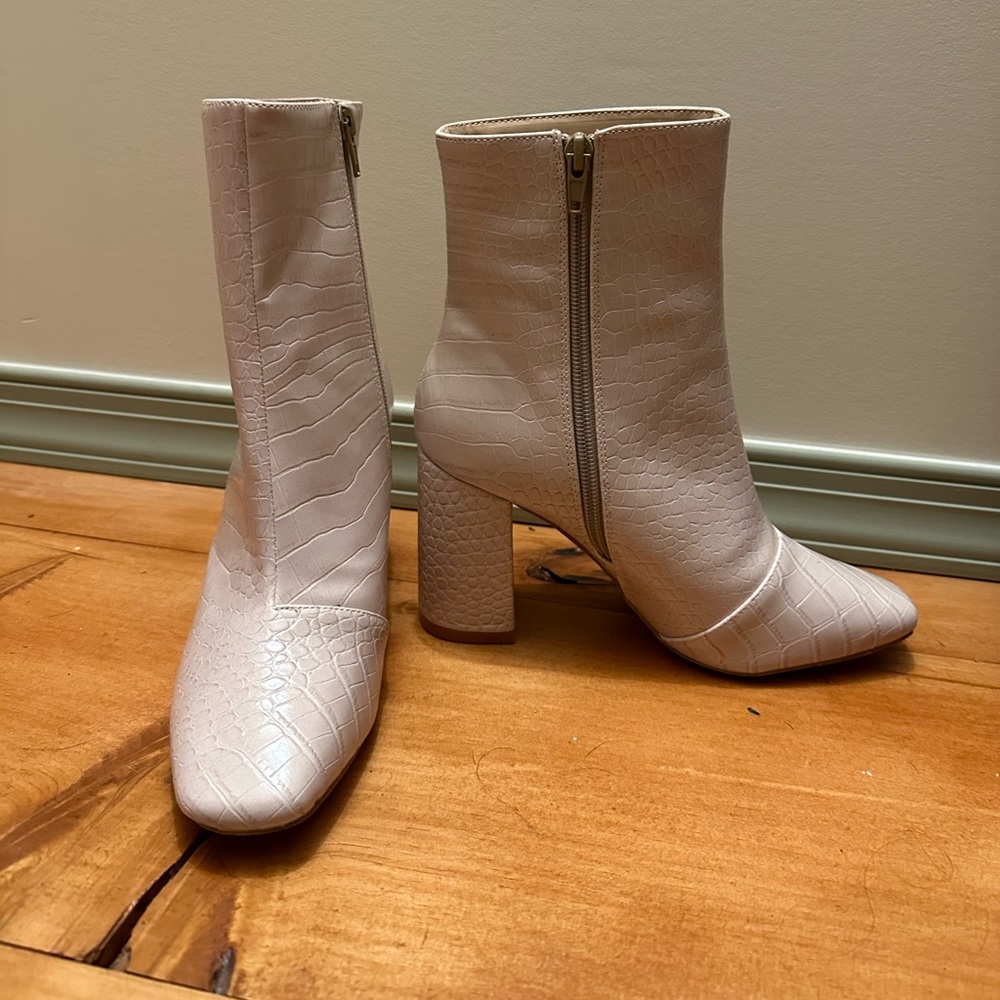 LuLus White Faux Snakeskin Booties